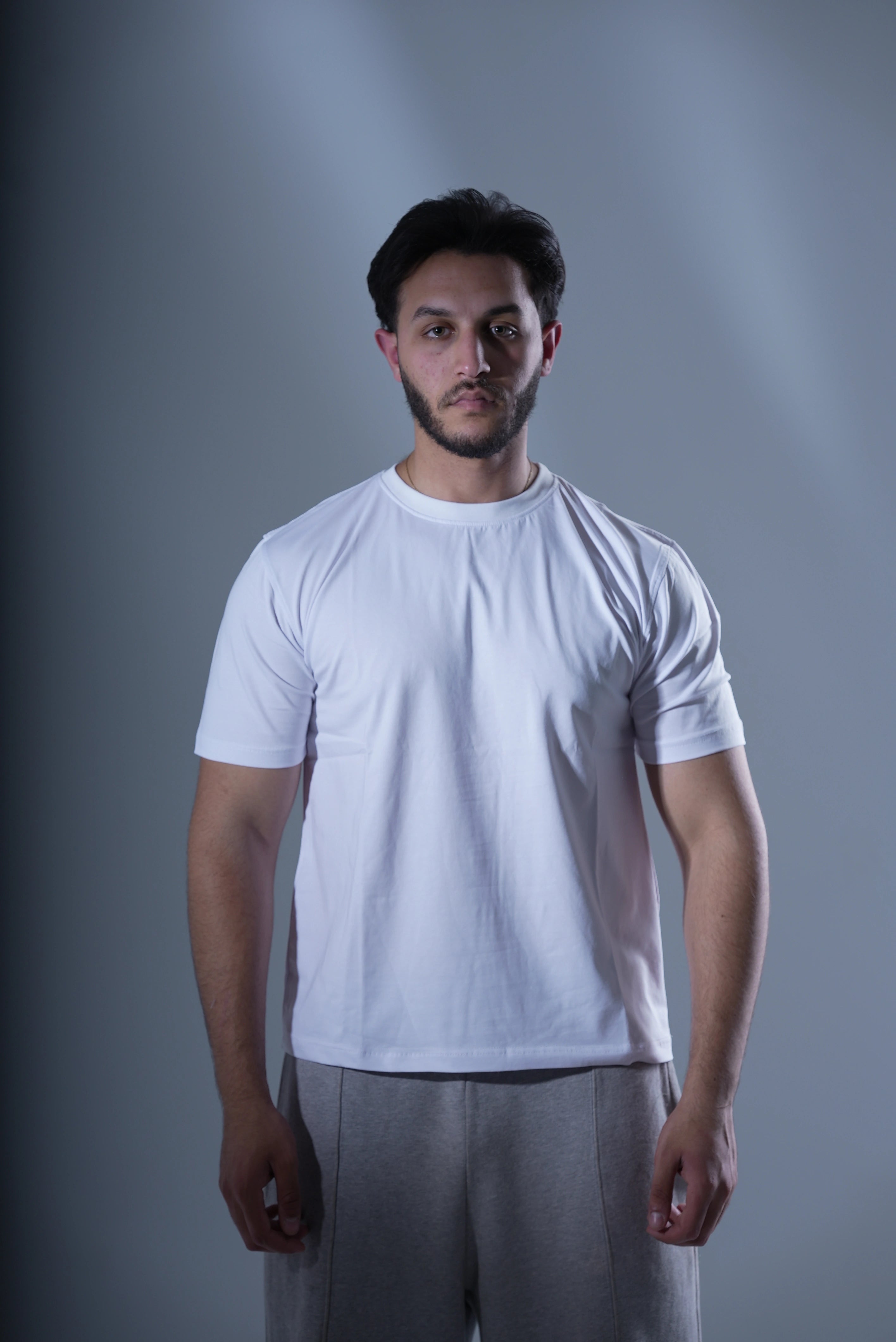 REGULAR FIT T-SHIRT (WHITE)